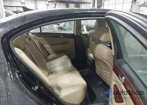 2012 Hyundai Genesis 3.8 z USA, uszkodzony, nr VIN KMHGC4DD5CU179395